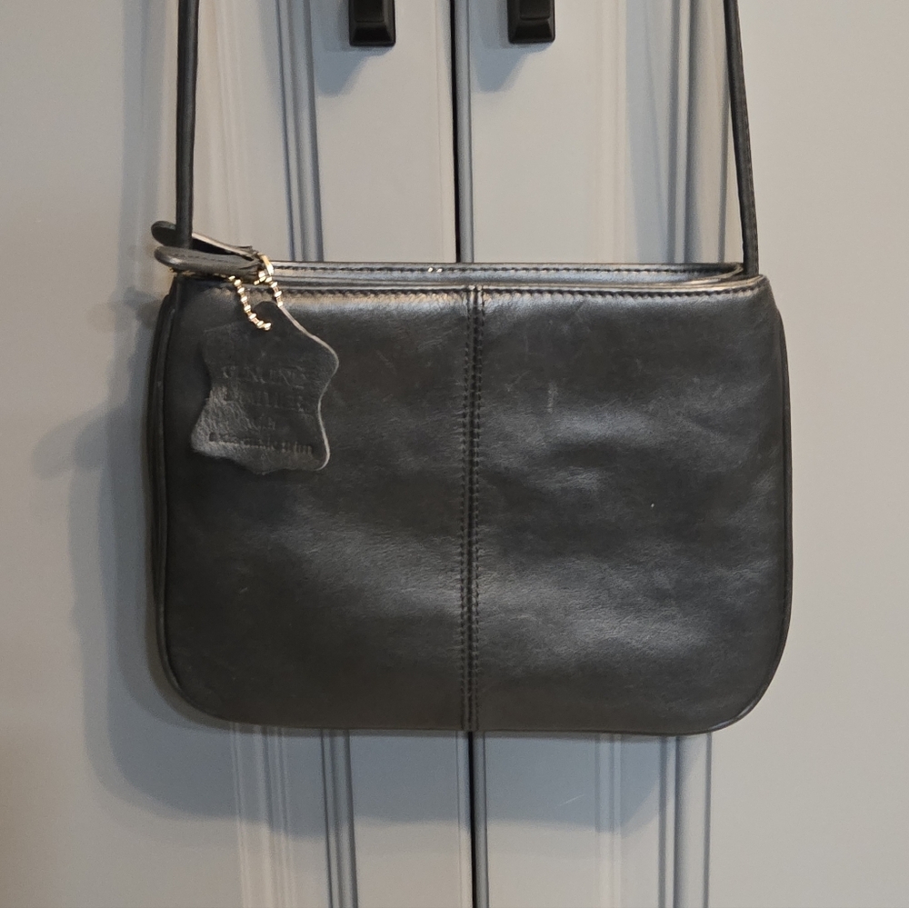 Giani Bernini  Geniune Leather Crossbody  Bag with Gold Accent